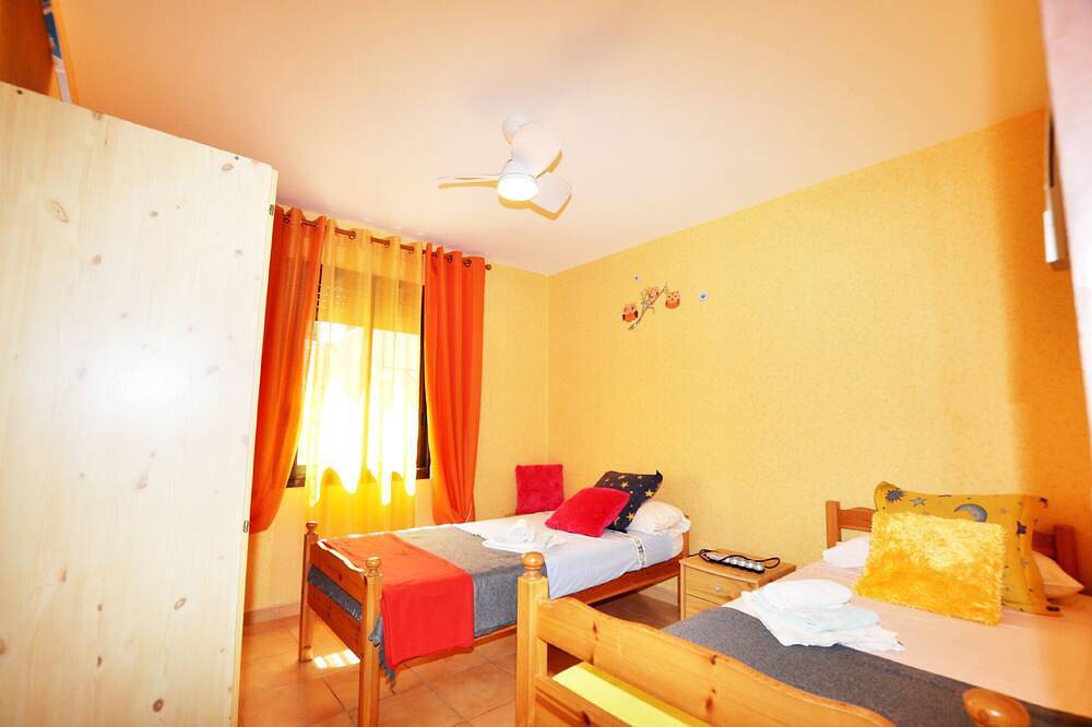 Maison proche plage avec piscine – 6 pers. Pyrénées-Orientales. in Rivesaltes, Côte d'Améthyste