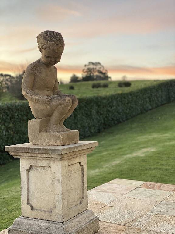 Großes Einfamilienhaus im Hamptons-Stil mit weitem Blick in Wingecarribee Shire Council