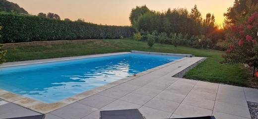 Cottage pour 6 personnes, avec terrasse ainsi que piscine et vue à Dolmayrac (Lot-et-Garonne)