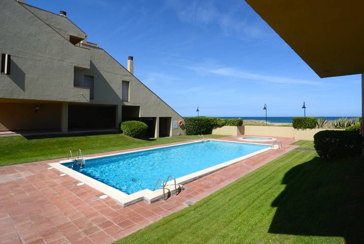 Ferienwohnung für 8 Personen, mit Kinderpool und Garten sowie Terrasse in Pals - 2