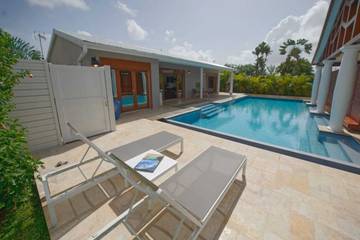 Cottage pour 2 personnes, avec piscine et terrasse dans Fort-de-France