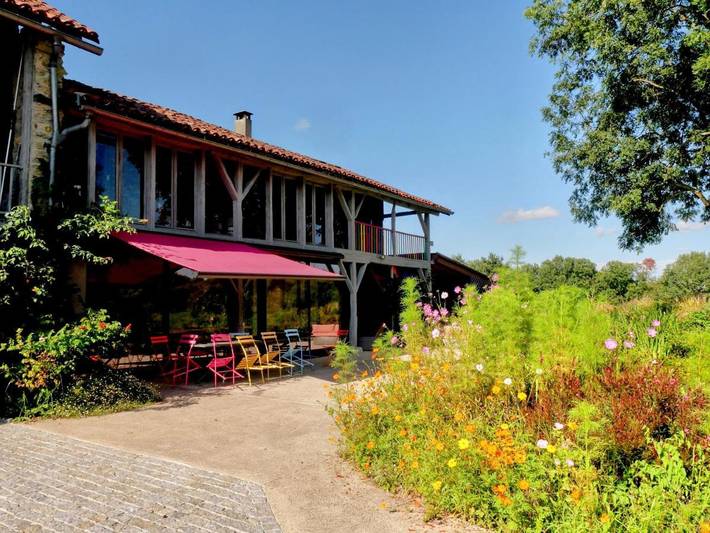 Chambre d’hôte pour 2 personnes, avec vue ainsi que jardin et piscine dans Haute-Garonne - 2
