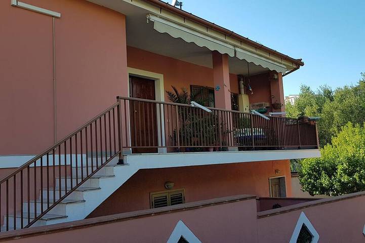 Ferienwohnung für 5 Personen, mit Terrasse