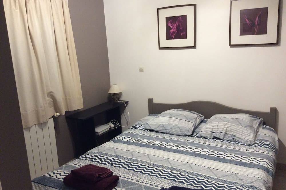 Haus Flirt mit pisc Nähe Provence Střemy für 4-5 Personen in Boulbon, Arles und Umgebung