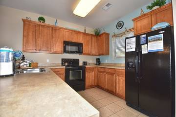 Villa for 4 Guests in Barefoot Resort, North Myrtle Beach, Picture 1