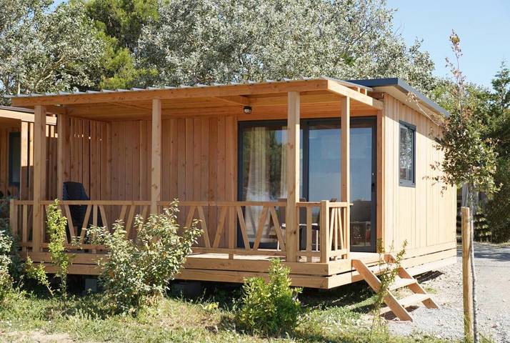 Hôtel pour 5 personnes, avec jacuzzi et sauna ainsi que terrasse et jardin, animaux acceptés dans Plage De La Platerre Angoulins - 3