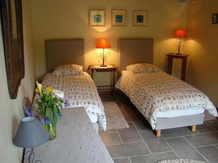 Location de vacances pour 2 personnes, avec vue et jardin à Sengouagnet - 4