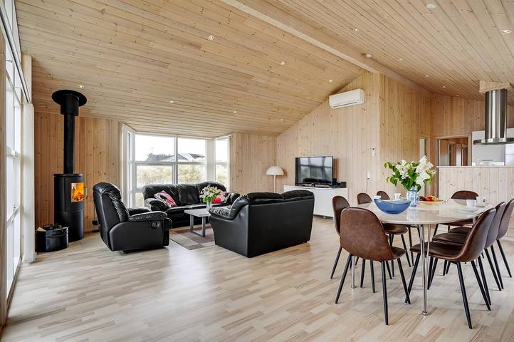 Ferienhaus für 8 Personen, mit Terrasse und Sauna sowie Whirlpool in Klitmøller - 4