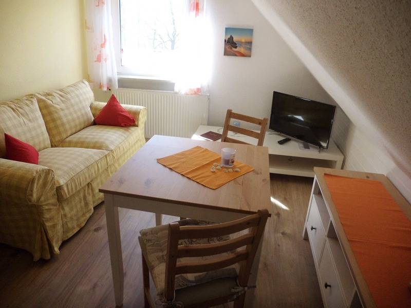 Ganze Ferienwohnung, Krombach, Margret "Zuhause am Deich" - Ferienwohnung Südblick in Ostbense, Neuharlingersiel