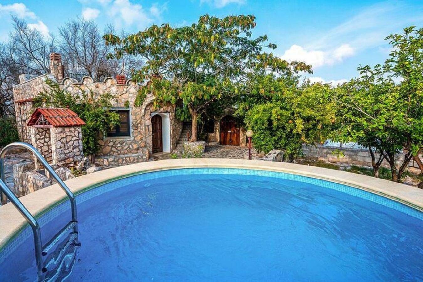 Casa Vacanza per 5 Persone in Casarano, Golfo di Taranto