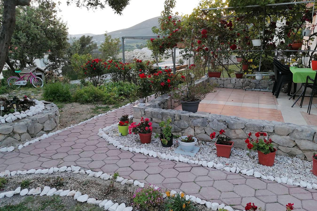 Entire apartment, Two bedroom apartment with terrace and sea view Kaštel Stari, Kaštela A-24406-a in Kastel Stari, Kaštela