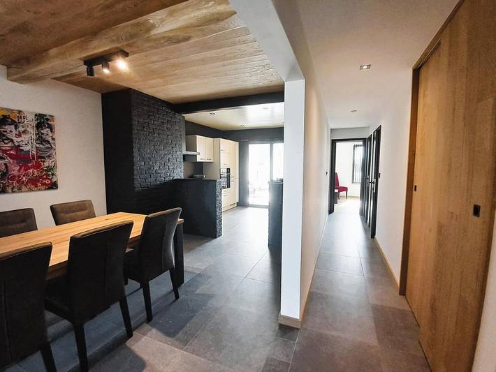 Gîte pour 3 personnes, avec terrasse à Bertrix