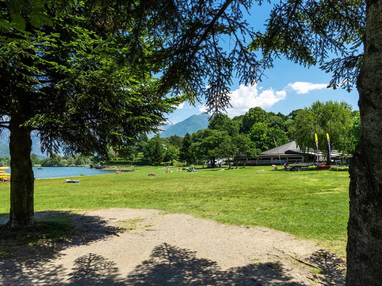 Casa 4 Persone in Colico, Alpi Orobie Occidentali
