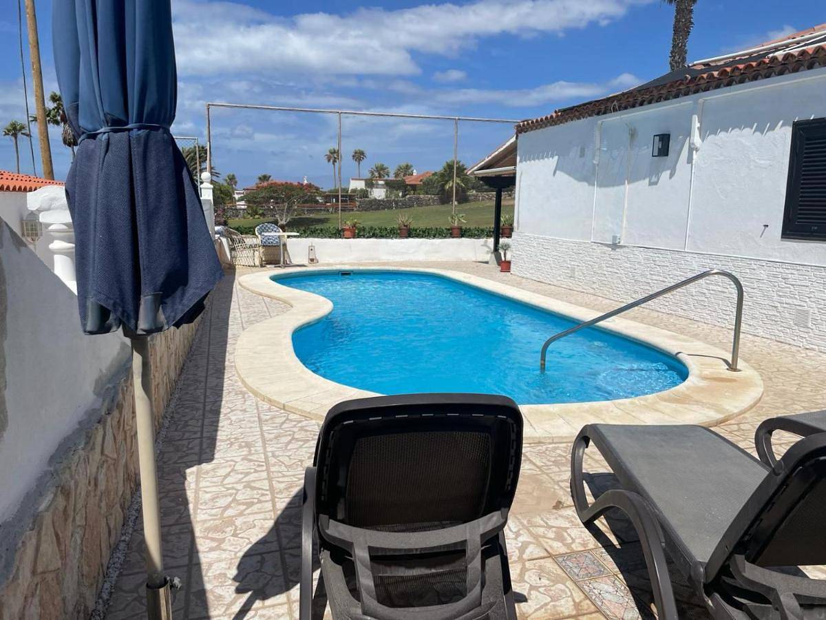 Three-Bedroom Villa in Amarilla Golf, San Miguel de Abona
