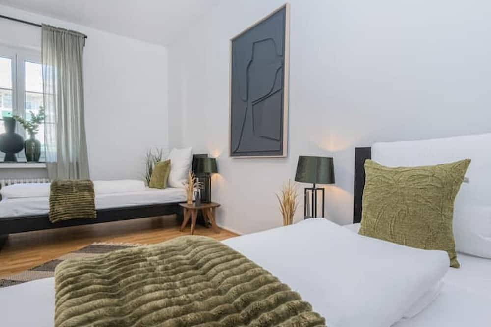 Ganze Wohnung, Center Dream Apartment | Netflix, full Kitchen, Shower, Washingmaschine in Krefeld, Niederrhein