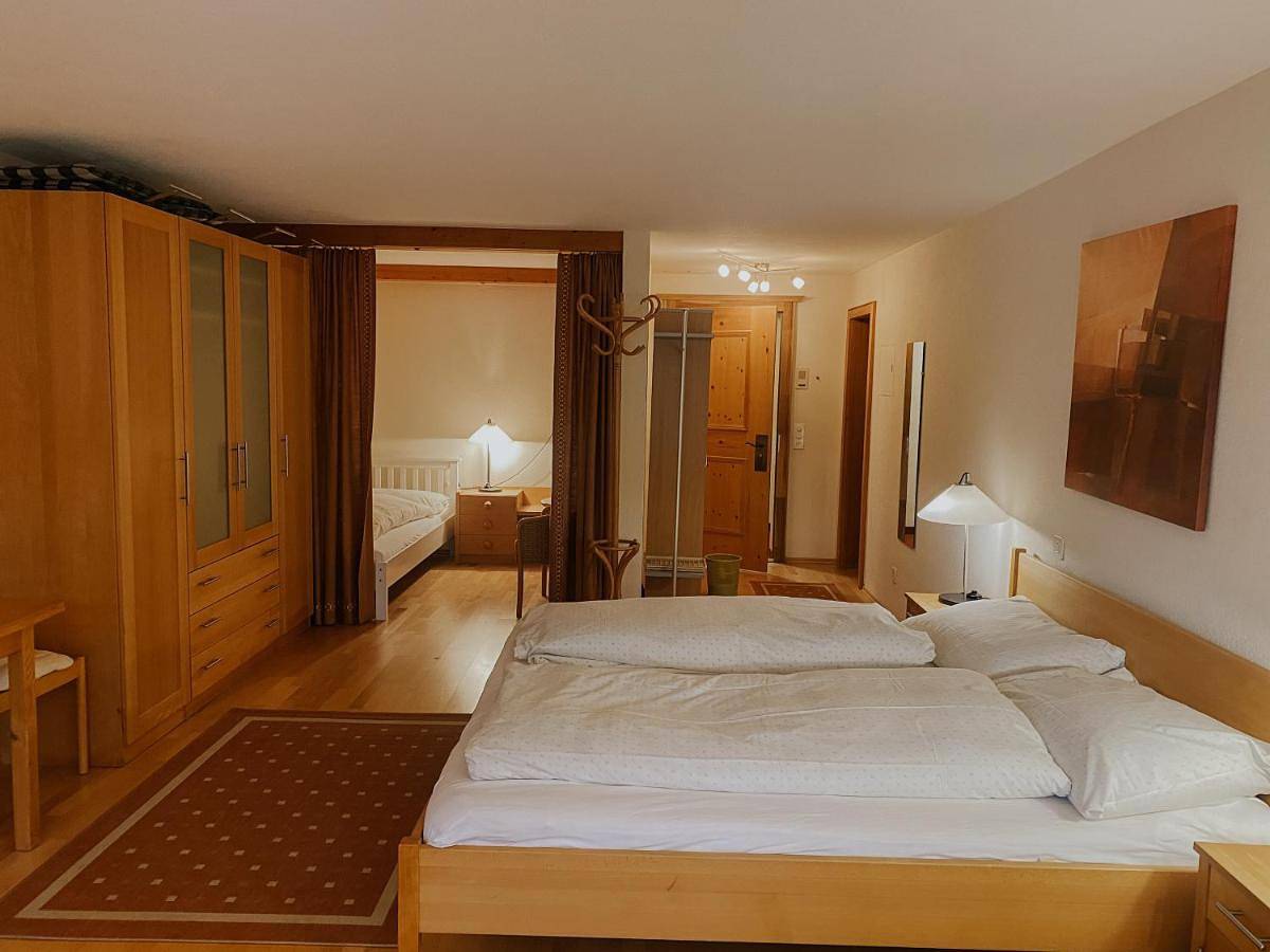 Entire apartment, Alpina Apartments in Klosters-Serneus, Plessur alps