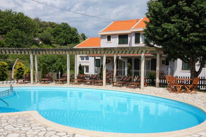 Entire apartment, Two bedroom apartment near beach Kampor, Rab A-3213-b in Plaža Miral, Kampor