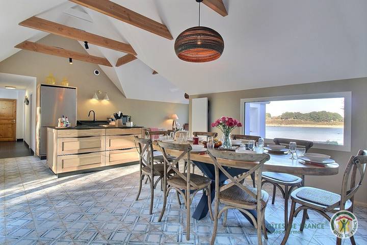 Gîte pour 9 personnes, avec terrasse et jardin à Trégastel - 2