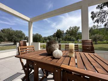 Villa für 14 Personen, mit Terrasse und Ausblick sowie Garten, mit Haustier in Chalkidiki