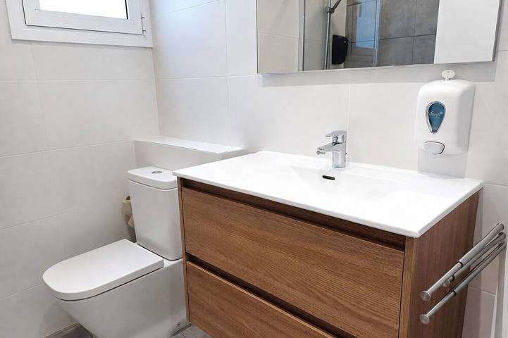 Entire apartment, Lv21 Apartamento playa de Barcelona Poblenou in Barcelona Centre, Barcelona