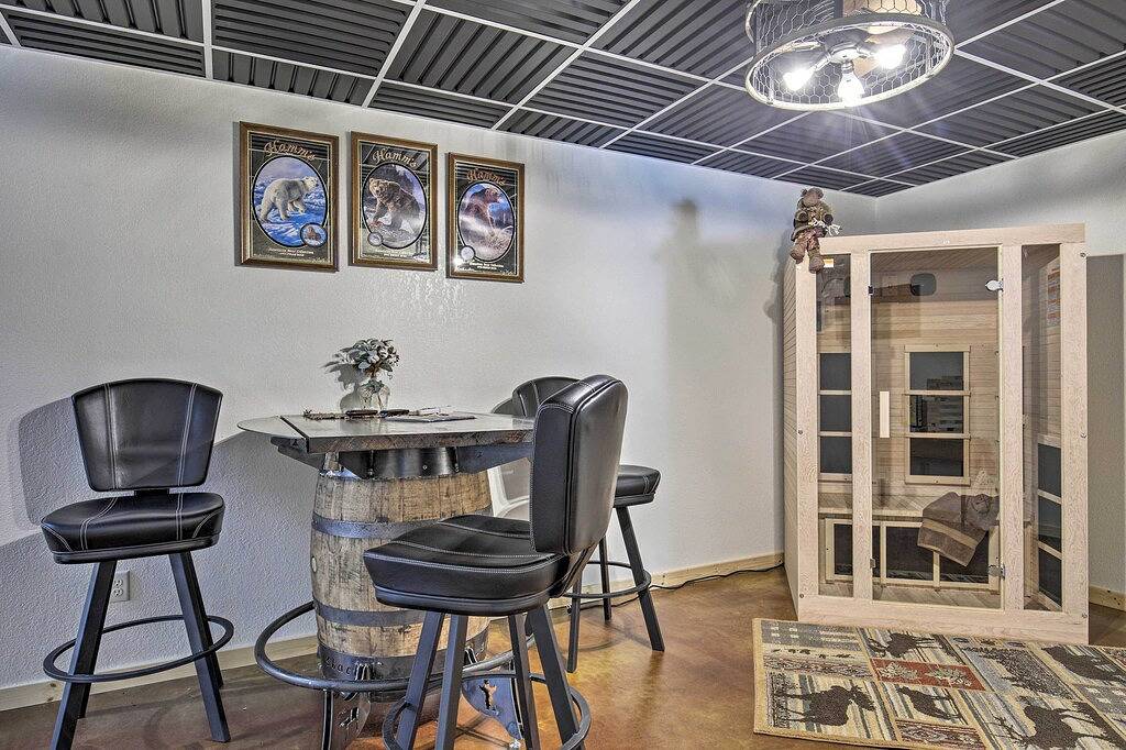 Spacious Hurley Home w/ Game Room Near Lakes in Oberer See