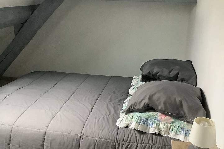 Casa de piedra Bugey aldea Onglas Benonces 1h lyon1h30mn d annecy in Bénonces, Belley