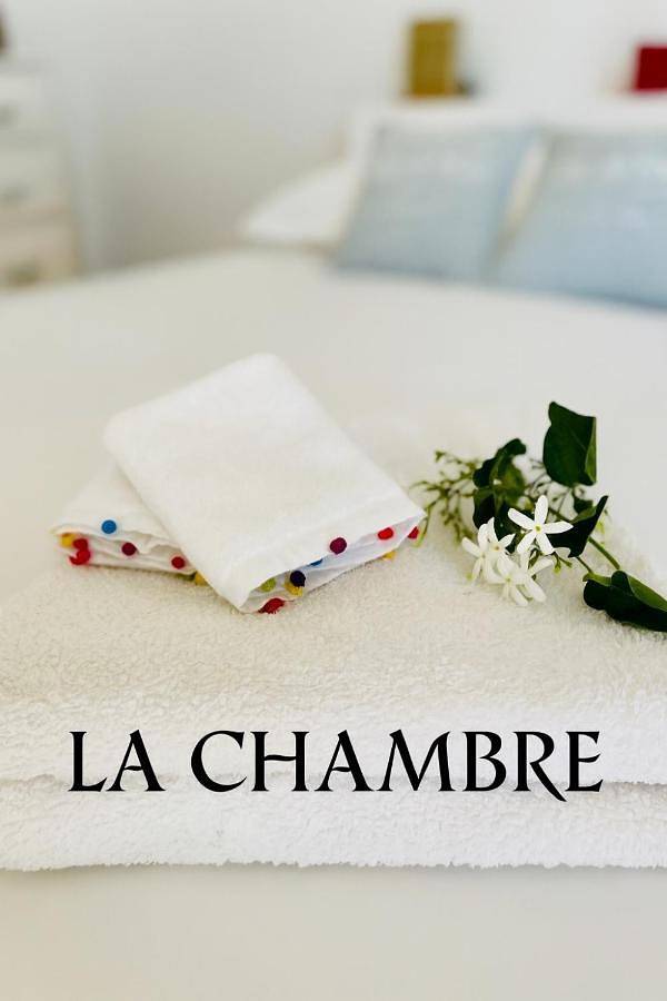 Location de vacances pour 2 personnes, avec terrasse et vue ainsi que jardin et piscine dans Sidi Kaouki - 3