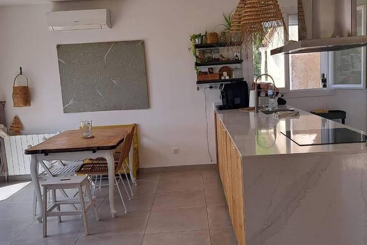 Villa pour 6 personnes, avec terrasse et jardin ainsi que piscine et vue à Aubagne - 2