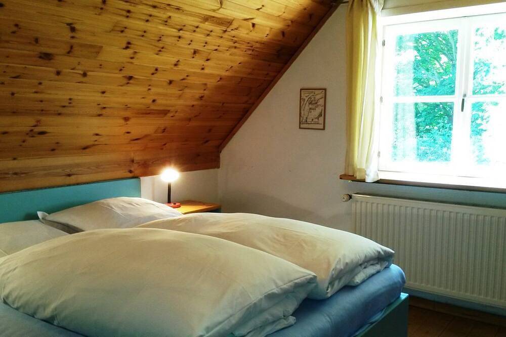 Haus Ahrens - Ferienhaus Ahrens, 95qm für bis zu 3-4 Personen in Wenningstedt, Sylt
