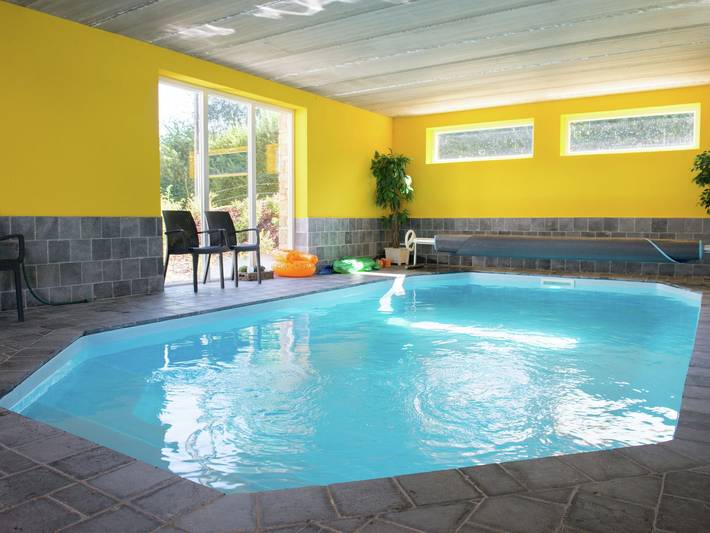 Location de vacances pour 9 personnes, avec jardin et sauna ainsi que piscine et terrasse à Stoumont - 2