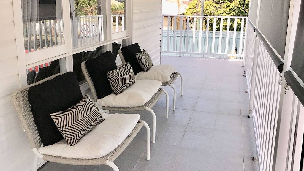 Barrenjoey Beach House mit 10 x 5 mt Schwimmbad. in Ettalong Beach, New South Wales