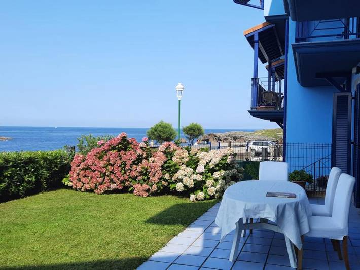 Apartamento para 6 personas, con Terraza y Jardín además de Piscina y Vistas en Noja