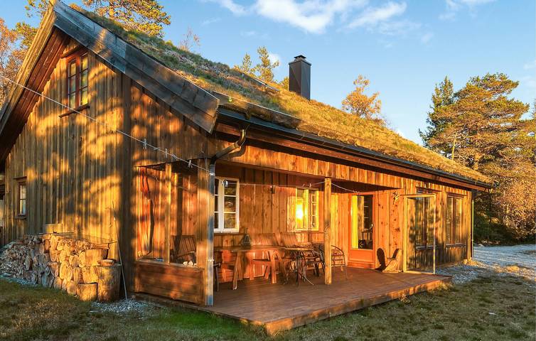 Ferienhaus für 6 Personen mit Terrasse in Åmli