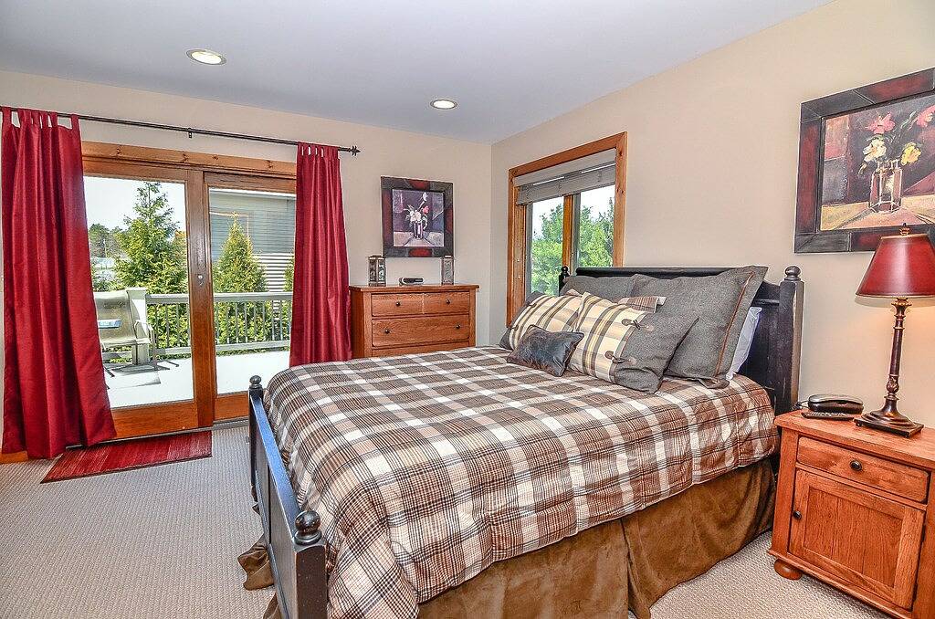 Rapture- Lake Access Home In der Nähe von Wisp Resort w / Community Dock Slip in McHenry, Deep Creek Lake