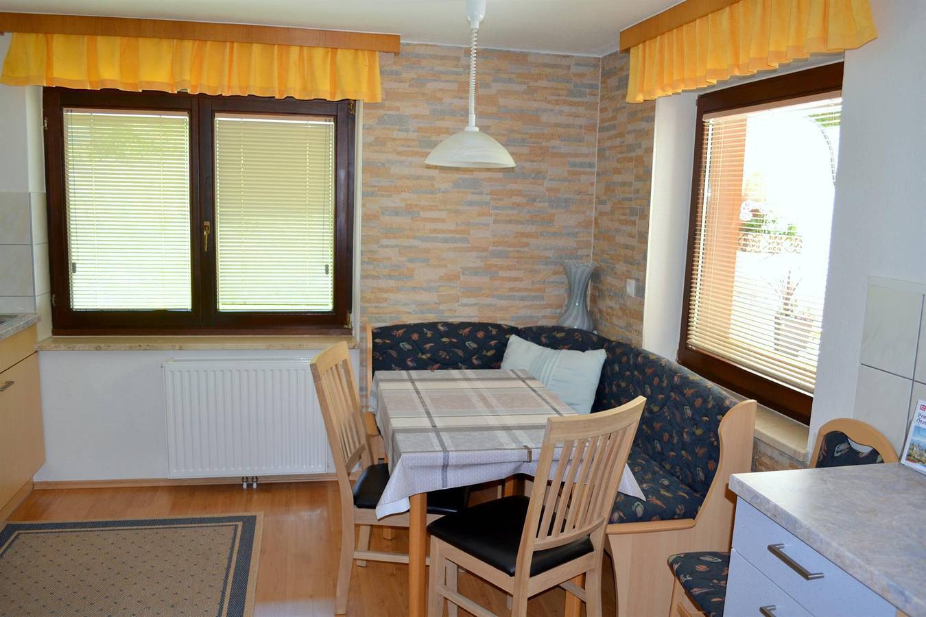 Ganze Ferienwohnung, Appartement für 4 Personen in Sautens, Ötztal
