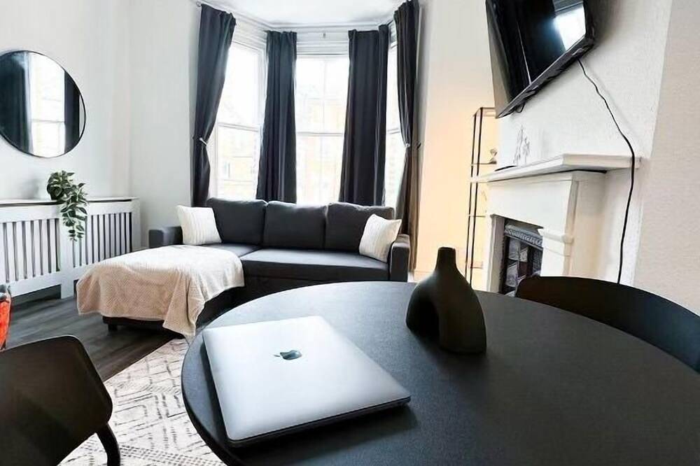 Entire apartment, Stylish Westbrook Apartment in Botany Bay, Kent