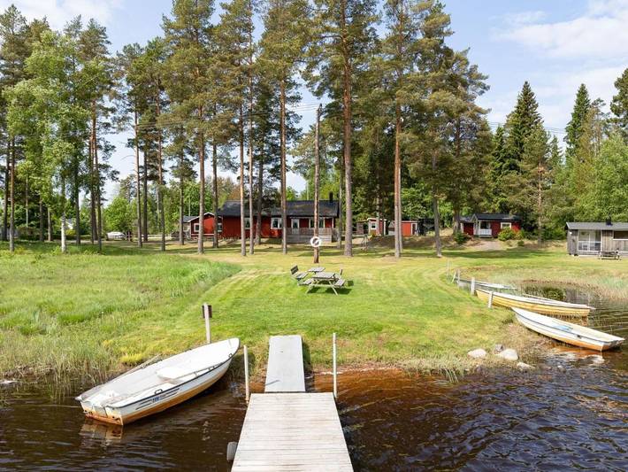 Ferienhaus für 4 Personen, mit Terrasse und Garten sowie Seeblick in Smaland
