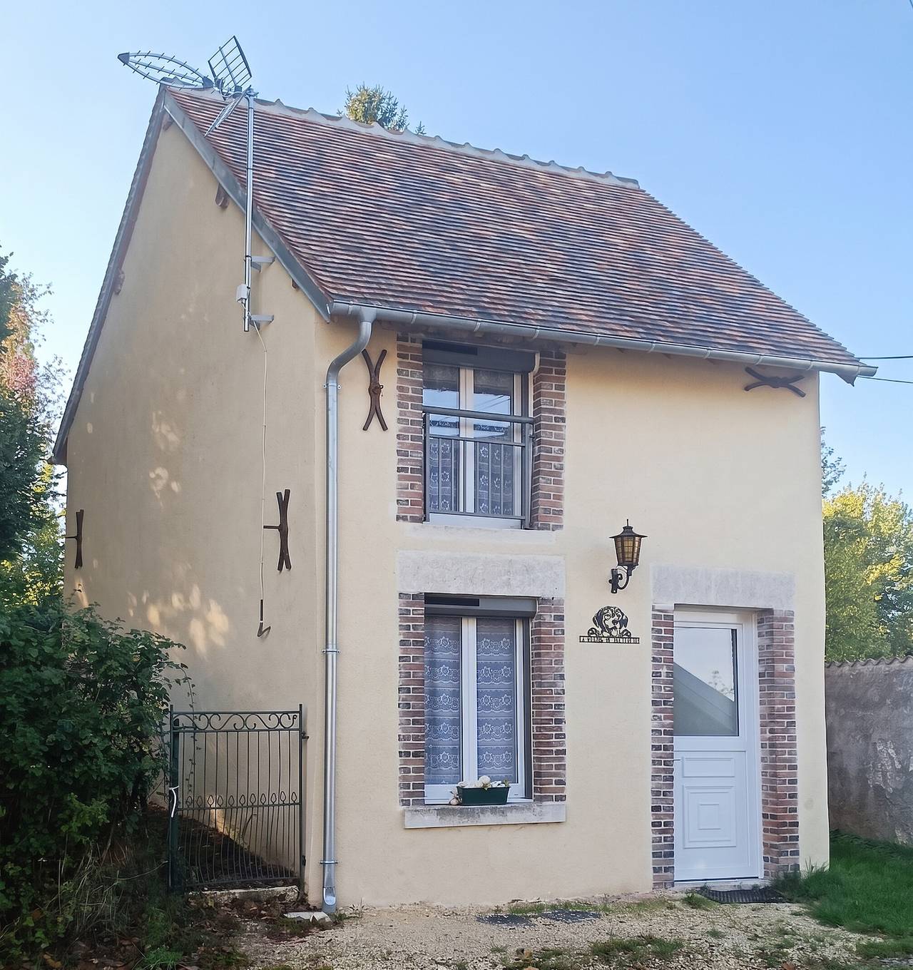 Maison avec Jardin Privé à Bitry, 50 m² in Bitry, Nièvre