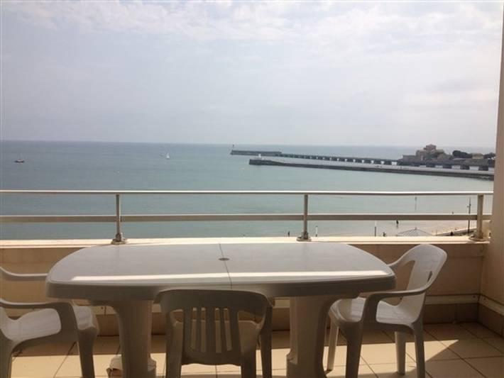Gîte pour 6 personnes, avec Balcon et Terrasse dans Casino Des Atlantes Les Sables