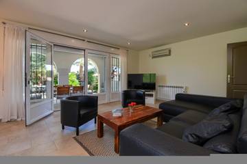 Villa for 8 People in El Palmar, Costa Blanca, Photo 4