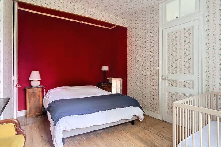 Location de vacances pour 11 personnes, avec terrasse et jardin à Saint-Étienne-la-Thillaye - 3