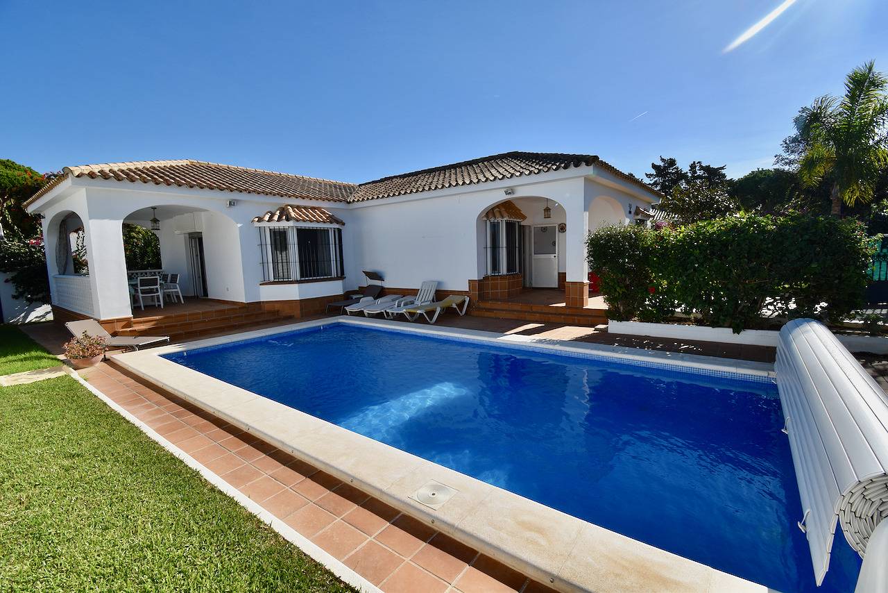 Casa De Vacaciones para 7 Personas en Los Gallos-Cerromolino, Chiclana de la Frontera