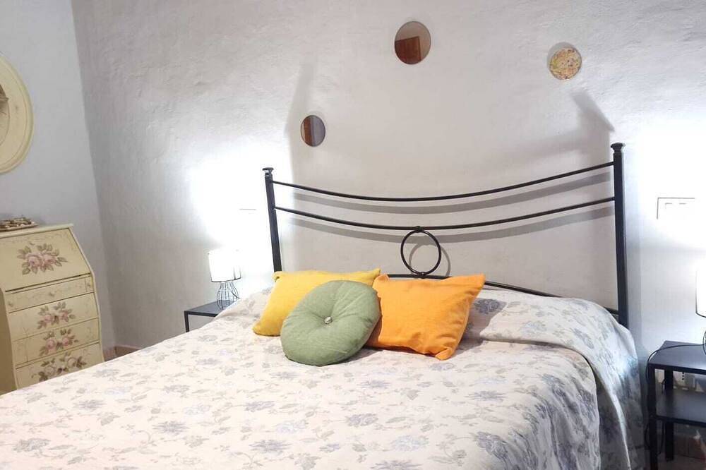 Ganze Wohnung, Nice apartment with large terrace in Portoscuso, Carbonia-Iglesias Provinz