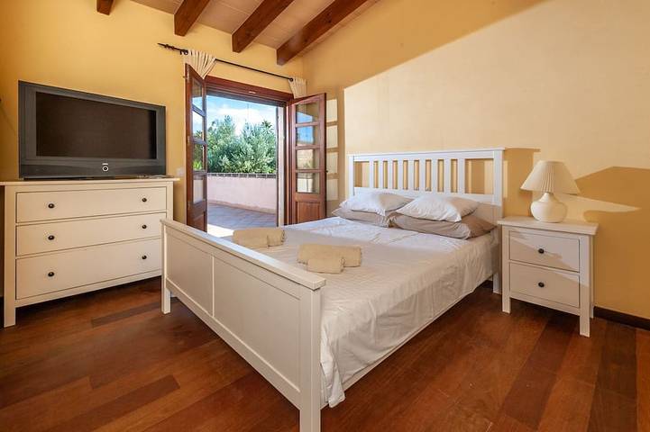 Finca für 6 Personen, mit Garten in Es Llombards - 4