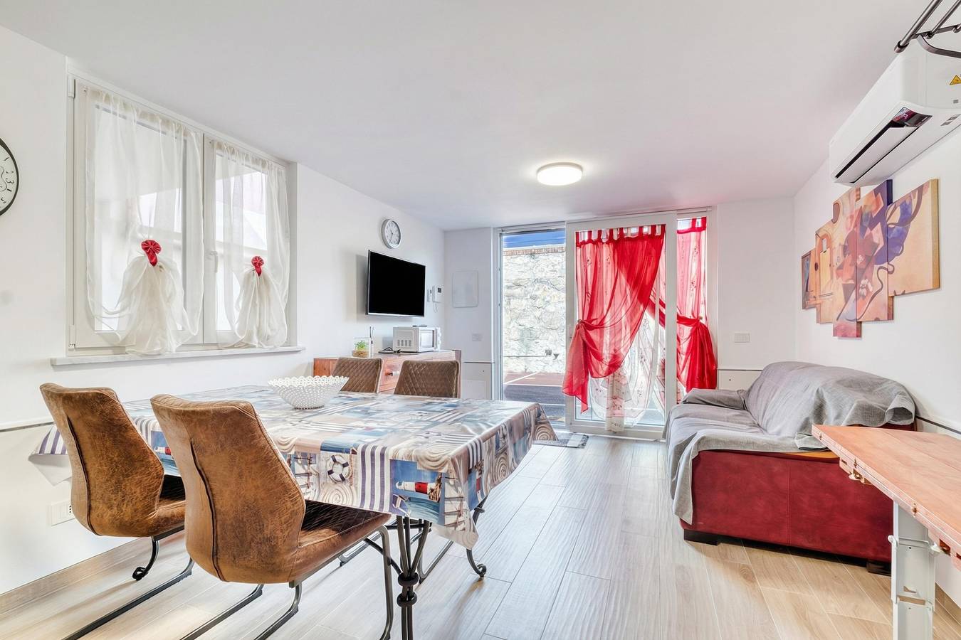 Ganze Wohnung, Merlo D - Center & Private Parking in Ceriale, Riviera di Ponente