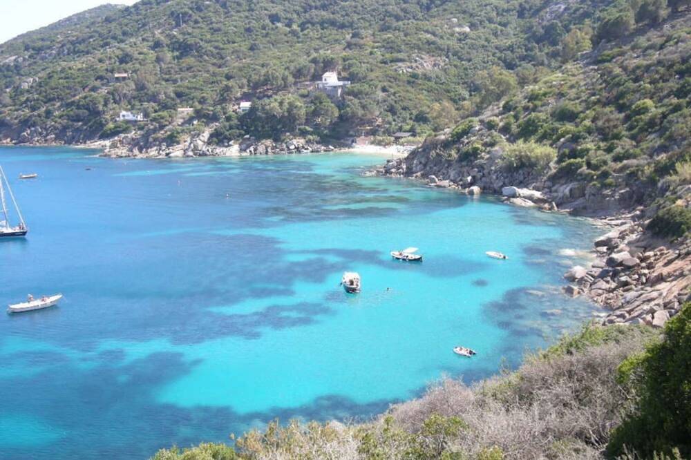 Appartamento intero, Appartamento a Giglio Castello con 2 camere da letto e 5 posti letto in Isola del Giglio