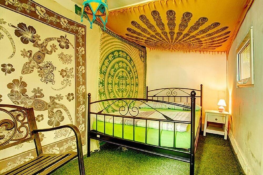 Haus Greenland inmitten grüner Natur, völlige Ruhe, super in grün ausgestattet in Bad Dürkheim, Pfälzer Rheinebene