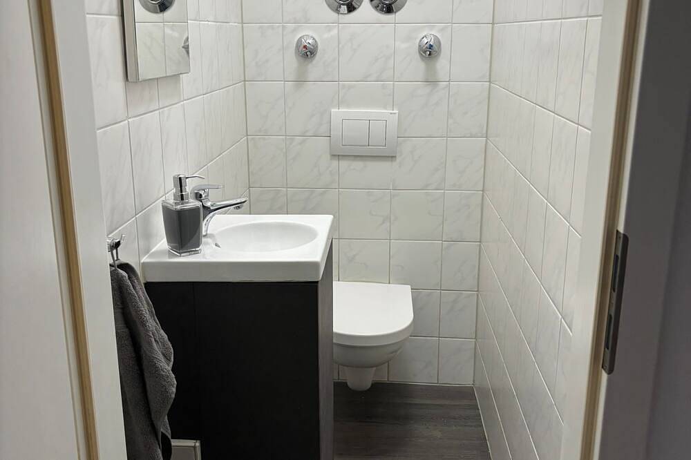 Entire apartment, Modern Apartment | Karlsruhe City Center in Karlsruhe, Rhine Plain