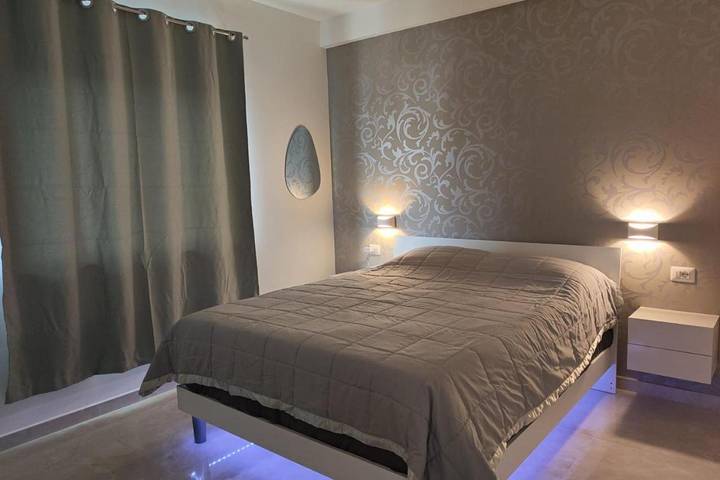 Appartamento per 4 persone, con giardino e balcone nonché piscina in Sant'Andrea Apostolo dello Ionio