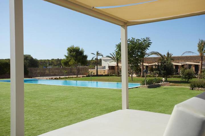 Villa für 2 Personen, mit Terrasse und Whirlpool sowie Garten und Pool in Es Trenc - 3